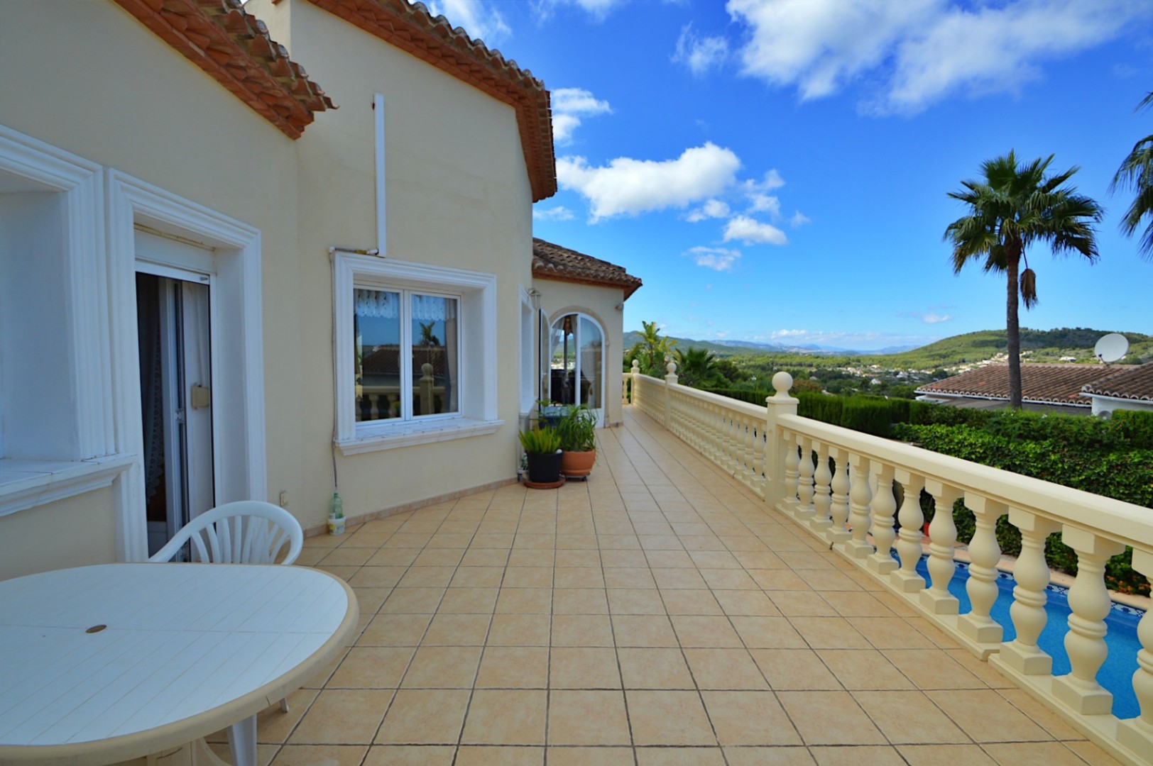 Villa traditionnelle espagnole à vendre avec vue panoramique