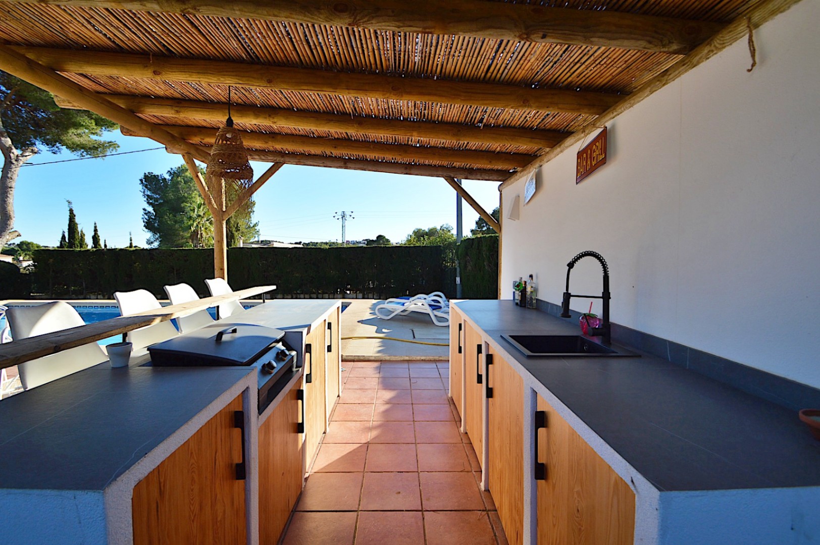 Villa For Sale in Javea with guest apartment