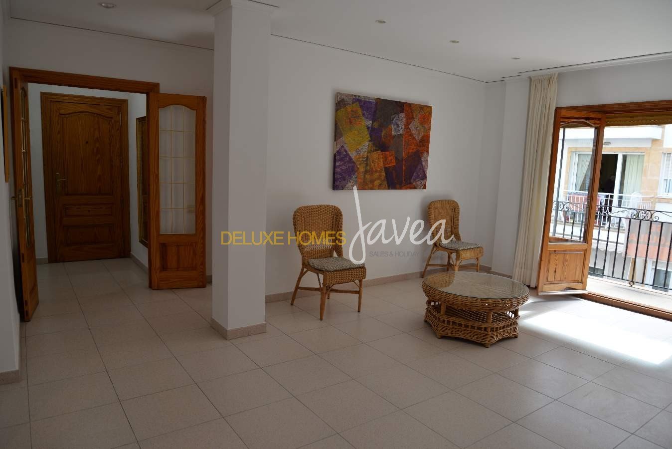 3 Bedroom 2 bathroom apartment in the heart of the Port, Jávea