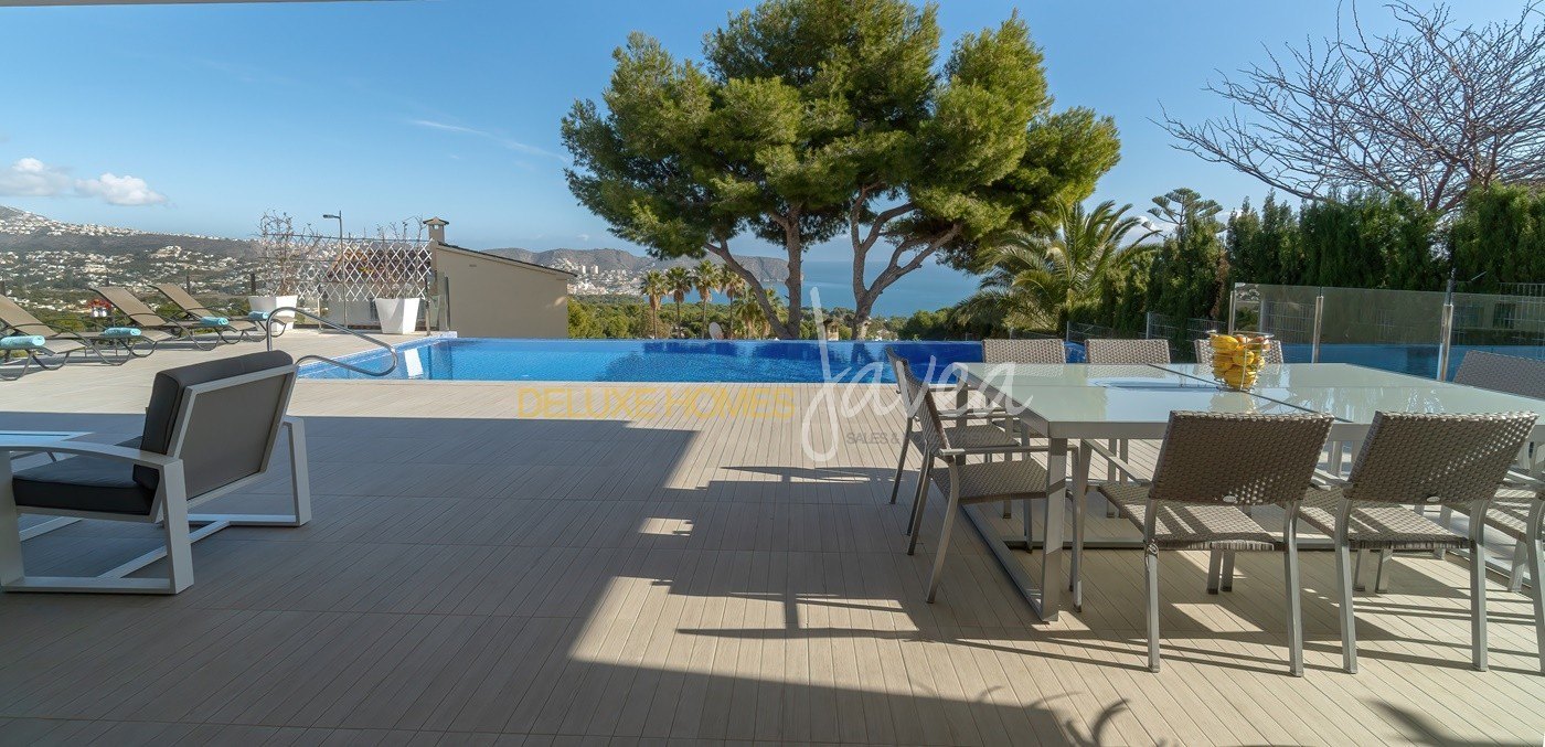 Villa Brisa de Mar - Moderne en luxe villa met 5 slaapkamers met uitzicht op zee